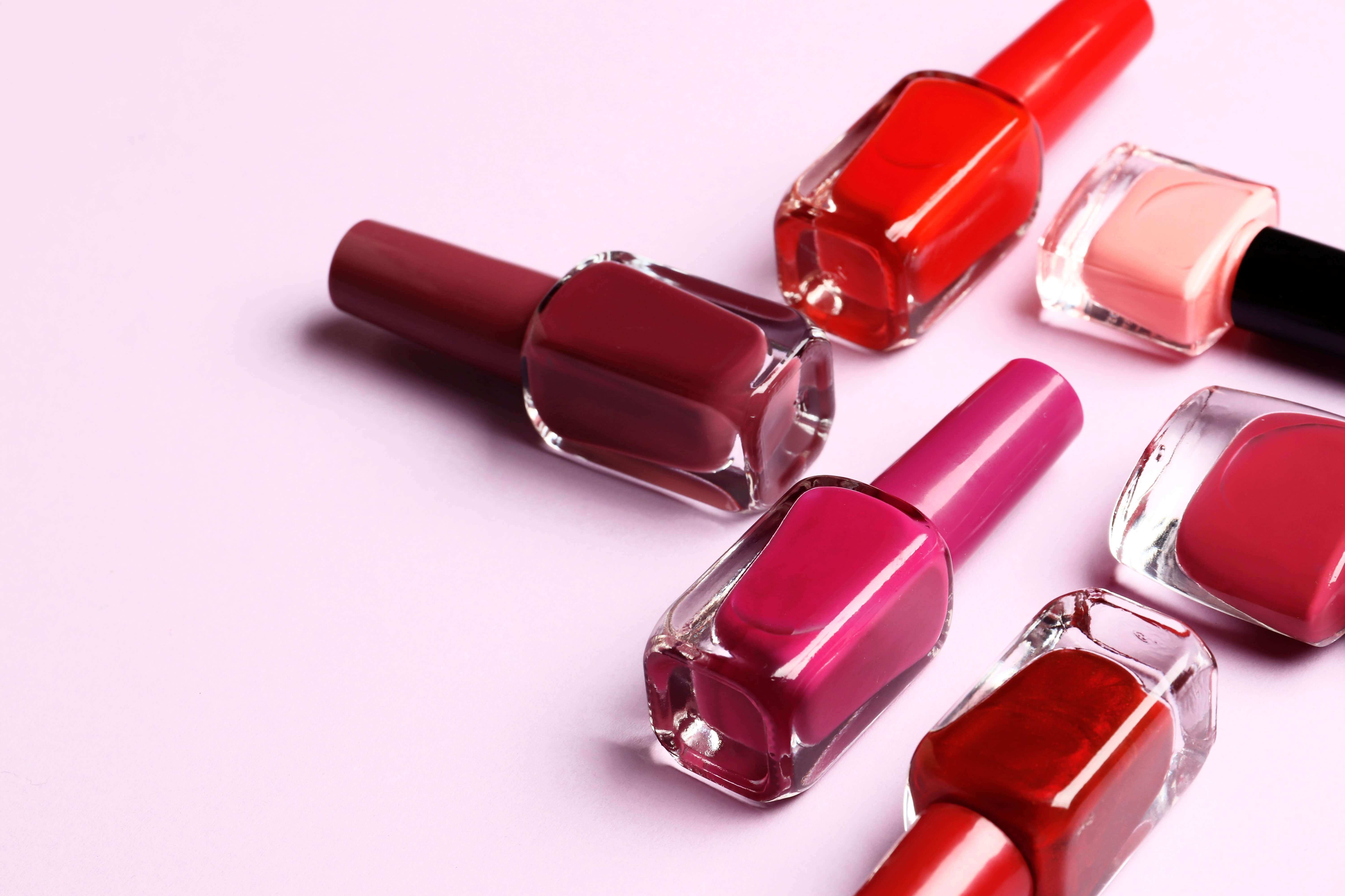 The Psychology Behind Choosing Red Nail Polish: What It Says About You